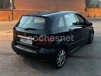 Usado Mercedes B180 109 CV (80 kW) 2008 Negro Monovolumen