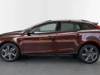 Usado Volvo V40 Summum 2016 Marrón Berlina