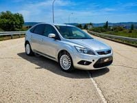 Usado Ford Focus Sport 115 CV (84 kW) 2011 Gris / plata Berlina