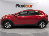 Usado Kia Stonic 84 CV (61 kW) 2021 Rojo SUV