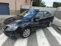 Usado Seat Toledo Ecomotive 105 CV (77 kW) 2014 Negro Utilitario
