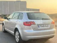 Usado Audi A3 Sportback Attraction 125 CV (91 kW) 2009 Gris / plata Utilitario