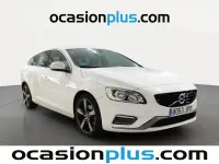 Usado Volvo V60 R-Design Momentum 150 CV (110 kW) 2016 Blanco Familiar