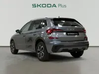Usado Skoda Kamiq Selection 115 CV (84 kW) 2025 Gris SUV