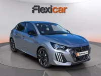 Usado Peugeot 208 Allure 101 CV (74 kW) 2025 Gris Utilitario