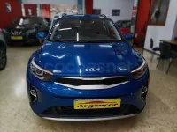 Usado Kia Stonic 100 HP (73 kW) 2023 Azul SUV
