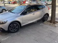 Usado Volvo V40 CC Momentum 120 CV (88 kW) 2017 Gris / plata Familiar