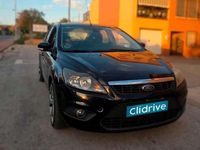 Usado Ford Focus Trend 109 CV (80 kW) 2009 Negro Berlina