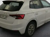 Usado Skoda Fabia Ambition 95 CV (69 kW) 2022 Utilitario