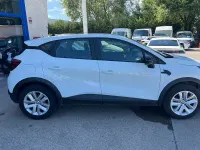 Usado Renault Captur Evolution 100 CV (73 kW) 2023 Blanco SUV