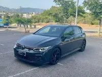 Usado VW Golf VIII GTI 245 CV (180 kW) 2024 Gris Utilitario