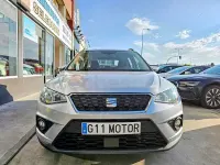 Usado Seat Arona Ecomotive 115 CV (84 kW) 2019 Gris / plata SUV