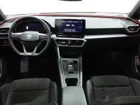Usado Seat Leon FR 150 CV (110 kW) 2024 Rojo Berlina