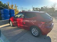 Usado Seat Ibiza Style Plus 110 CV (80 kW) 2022 Rojo Utilitario