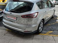 Usado Ford S-MAX Titanium 180 CV (132 kW) 2017 Gris / plata Monovolumen