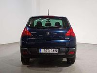 Usado Peugeot 3008 120 CV (88 kW) 2010 Azul Familiar