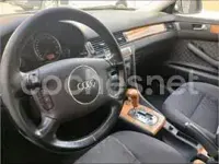 Usado Audi A6 163 CV (119 kW) 2004 Azul Berlina