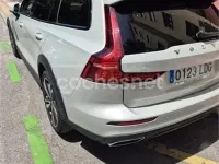 Usado Volvo V60 CC Pro 190 CV (139 kW) 2019 Beige Familiar