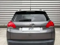 Usado Peugeot 2008 Style 100 CV (73 kW) 2016 Gris SUV