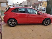 Usado Hyundai i30 N Line 120 CV (88 kW) 2022 Rojo Familiar