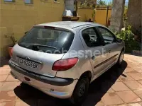 Usado Peugeot 206 75 CV (55 kW) 1999 Gris / plata Utilitario
