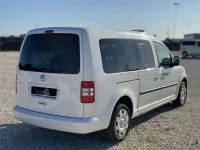 Usado VW Caddy Maxi Trendline 102 CV (75 kW) 2015 Blanco Monovolumen
