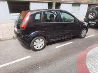 Usado Ford Fiesta Trend 68 CV (50 kW) 2004 Negro Utilitario