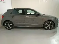 Usado Audi A1 Sportback 95 CV (69 kW) 2022 Gris / plata Utilitario