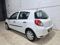 Usado Renault Clio Business 90 CV (66 kW) 2012 Blanco Utilitario