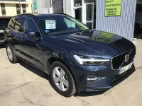 Usado Volvo XC60 Kinetic 181 CV (133 kW) 2023 Gris / plata SUV