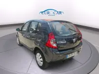 Usado Dacia Sandero Ambiance 70 CV (51 kW) 2009 Gris / plata Berlina