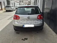 Usado VW Golf IV Trendline 102 CV (75 kW) 2005 Gris / plata Berlina