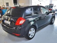 Usado Kia Ceed 90 CV (66 kW) 2010 Negro Utilitario