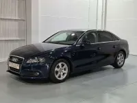 Usado Audi A4 143 CV (105 kW) 2011 Azul Berlina