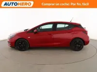 Usado Opel Astra GS Line 131 CV (96 kW) 2020 Rojo Berlina