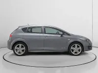 Usado Seat Leon Copa 105 CV (77 kW) 2012 Gris / plata Berlina