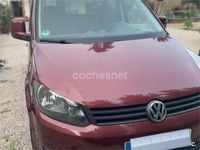 Usado VW Caddy Trendline 75 CV (55 kW) 2014 Granate Monovolumen