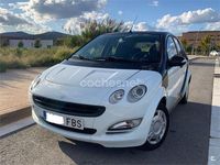 Usado Smart ForFour Pure 64 CV (47 kW) 2006 Blanco Utilitario