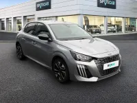Usado Peugeot 208 Allure 100 CV (73 kW) 2025 Gris / plata Utilitario