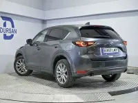 Usado Mazda CX-5 165 CV (121 kW) 2021 Gris / plata SUV