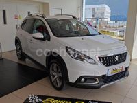 Usado Peugeot 2008 Allure 120 CV (88 kW) 2015 Blanco SUV