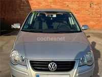Usado VW Polo Match 75 CV (55 kW) 2006 Gris / plata Utilitario