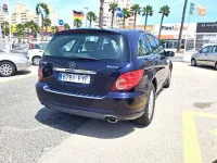Usado Mercedes R280 231 CV (169 kW) 2008 Azul Familiar