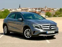 Usado Mercedes GLA200 Style 156 HP (114 kW) 2014 Cinzento SUV