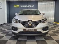 Usado Renault Kadjar LIMITED 115 CV (84 kW) 2021 Gris / plata SUV