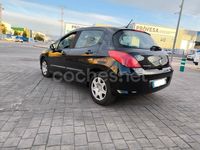 Usado Peugeot 308 90 CV (66 kW) 2009 Negro Berlina