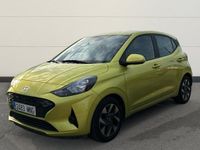 Usado Hyundai i10 67 CV (49 kW) 2024 Verde Utilitario