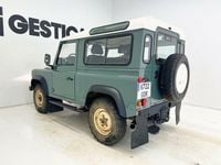 Usado Land Rover Defender SE 122 HP (89 kW) 2008 Verde SUV