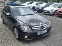 Usado Mercedes C220 Classic 150 CV (110 kW) 2008 Negro Berlina