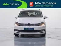 Usado VW Touran Advance 150 CV (110 kW) 2023 Blanco Monovolumen